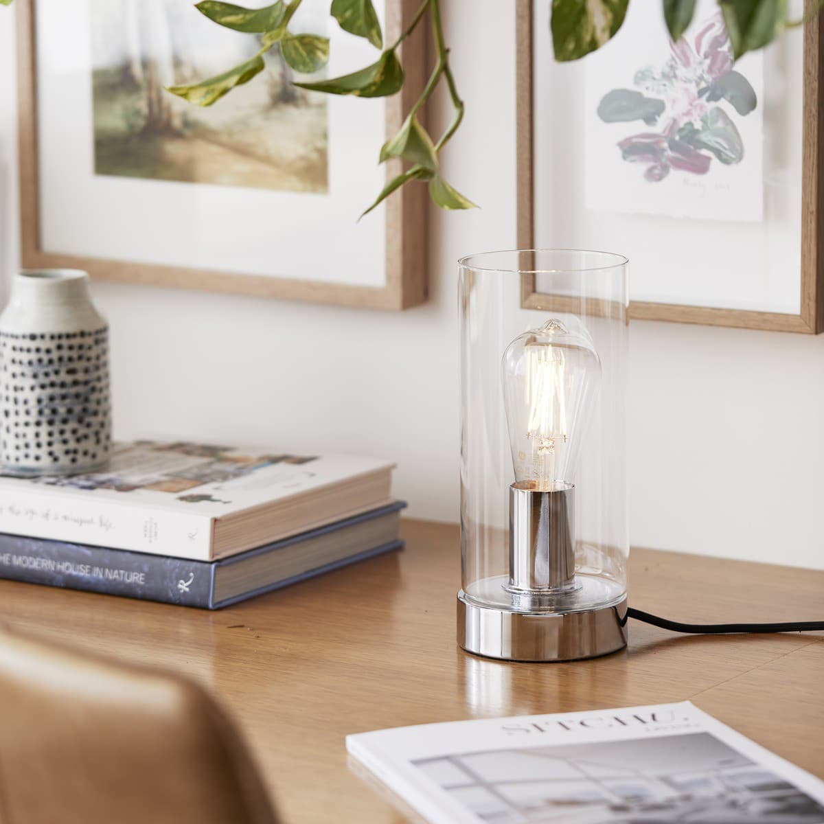 Touch Round Table Lamp in Chrome/Clear-img-2