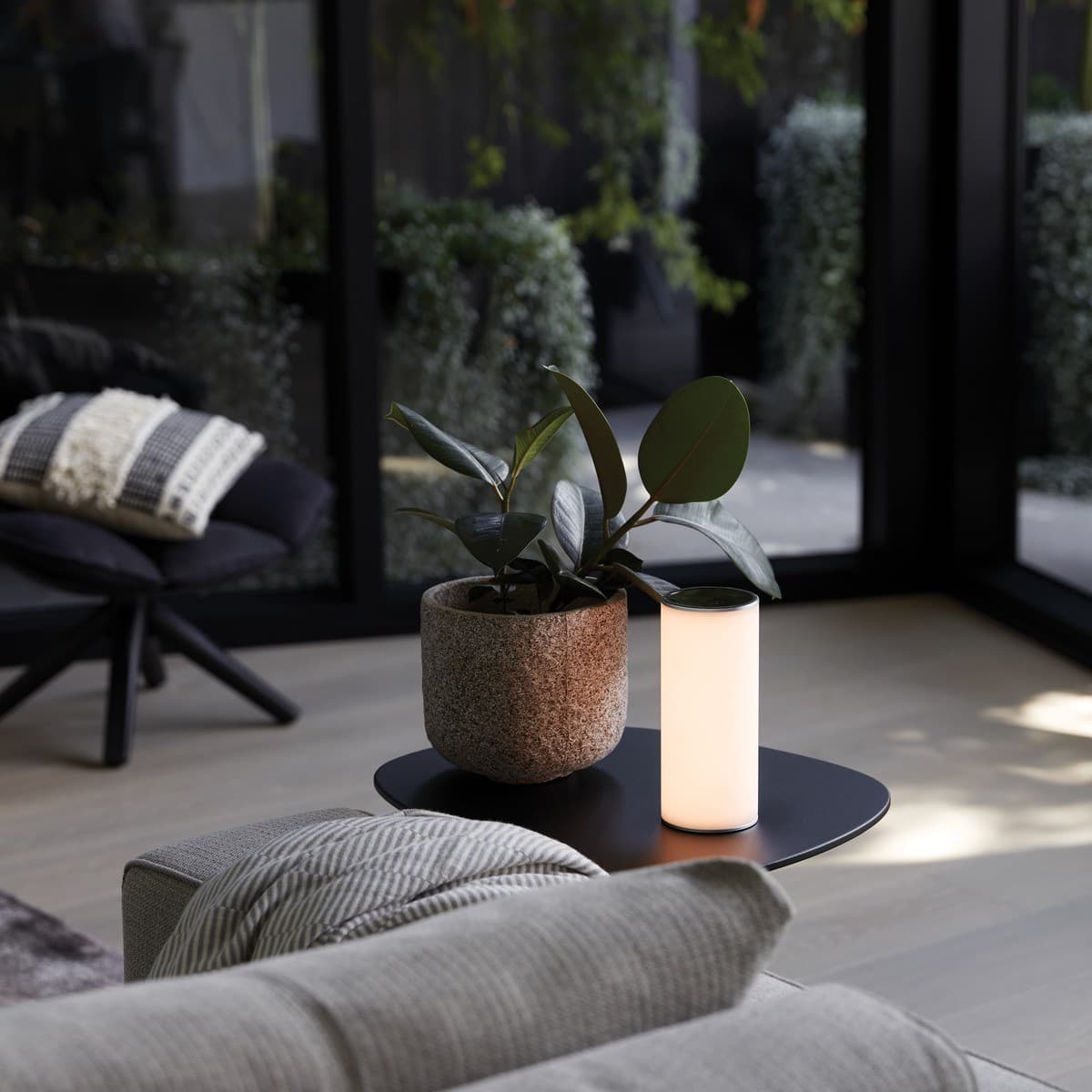 LEDlux Luna LED Colour Change Lamp-img-3