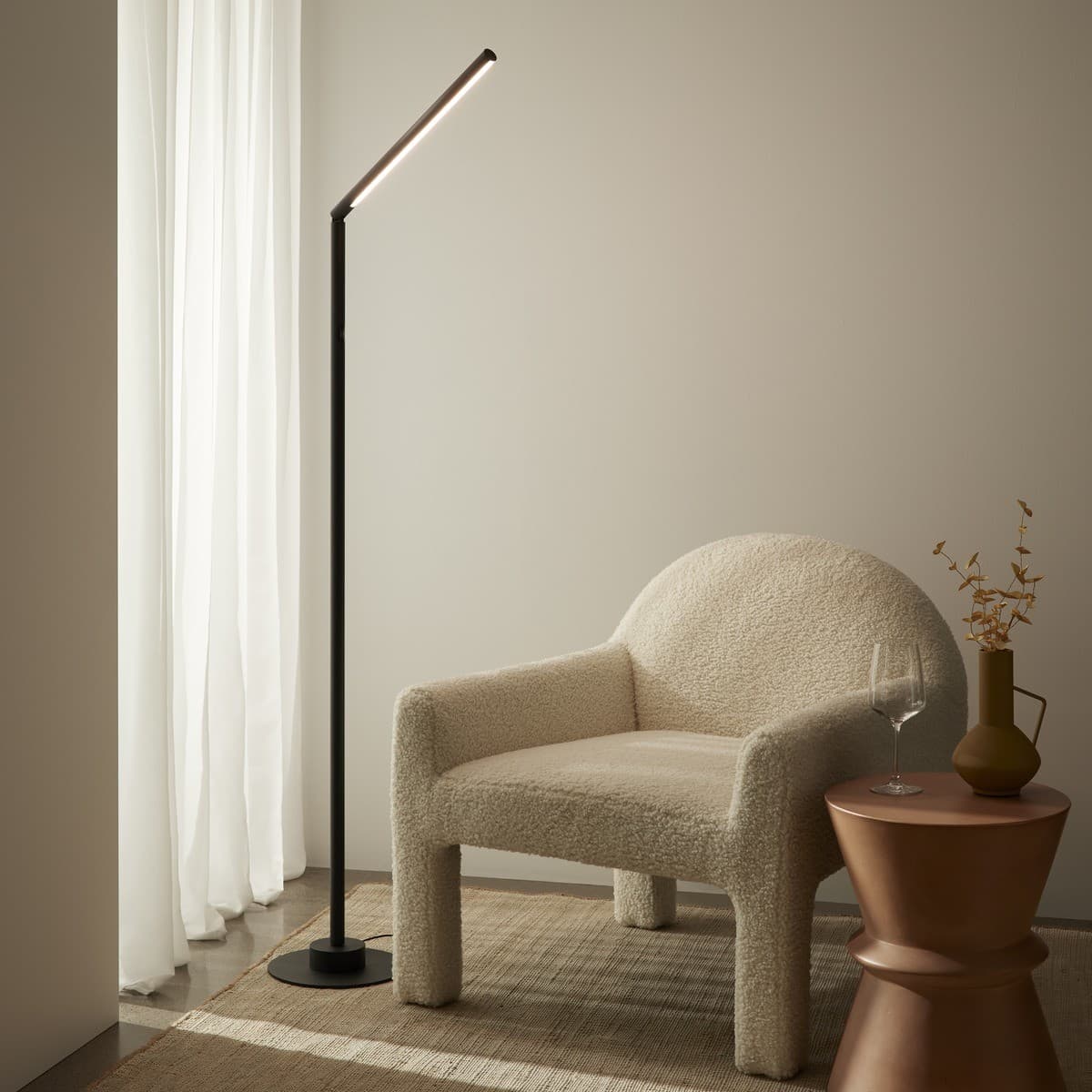 Lucci Connect Beam LED Smart Floor Lamp in Black-img-3