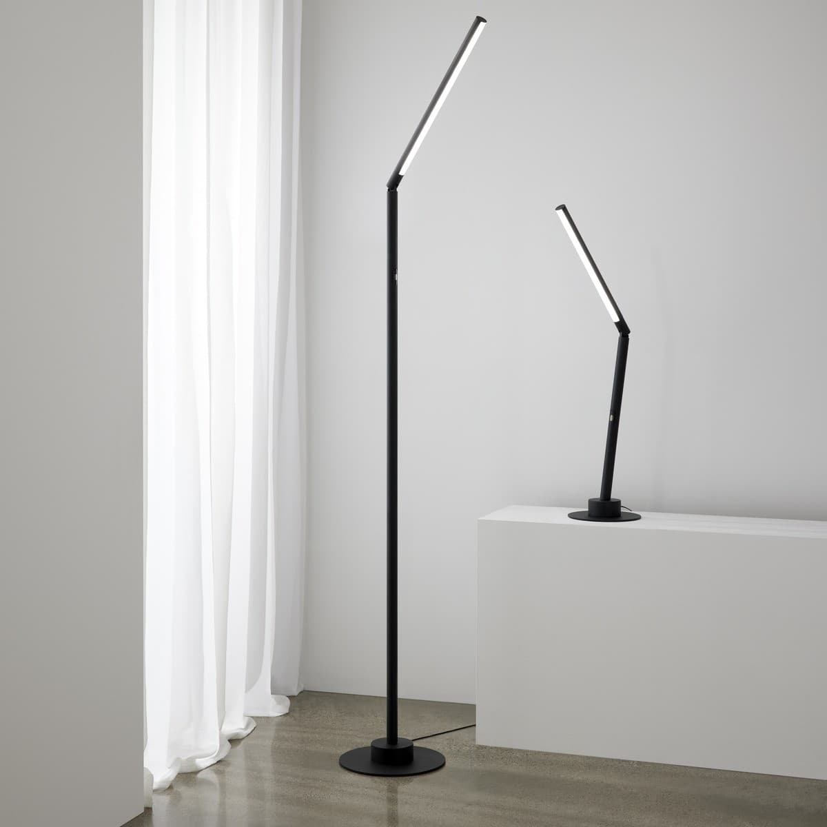 Lucci Connect Beam LED Smart Floor Lamp in Black-img-5