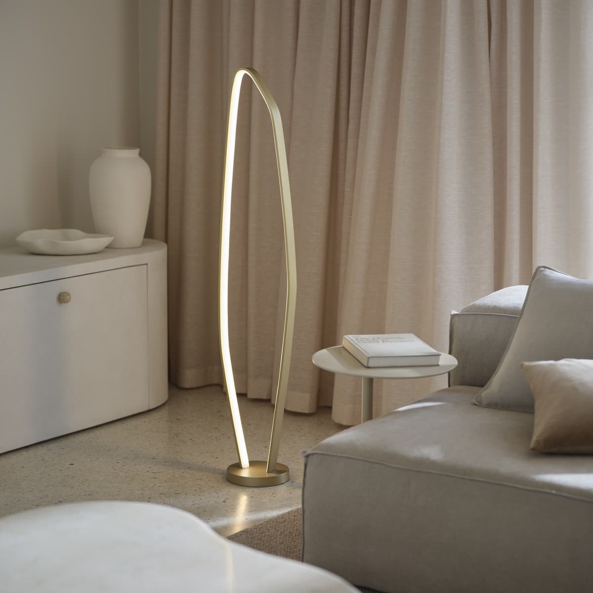 Salina Floor Lamp in Brushed Brass-img-3
