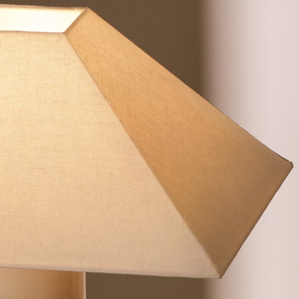 Misha Ceramic Table Lamp in White