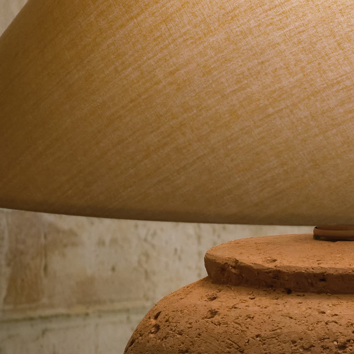 Vera Table Lamp in White-img-3