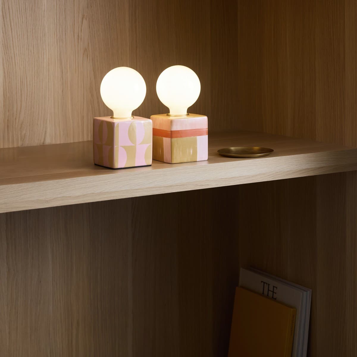 Tessa 1 Light Ceramic Table Lamp in Chartreuse-img-2