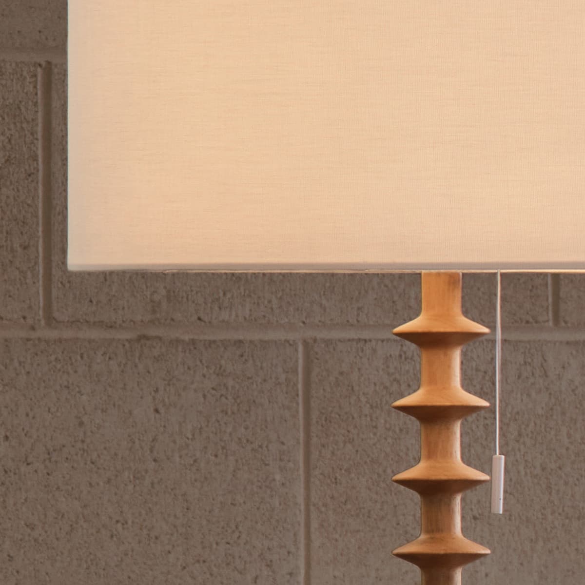 Garret Floor Lamp in Oak with White Linen Shade-img-3