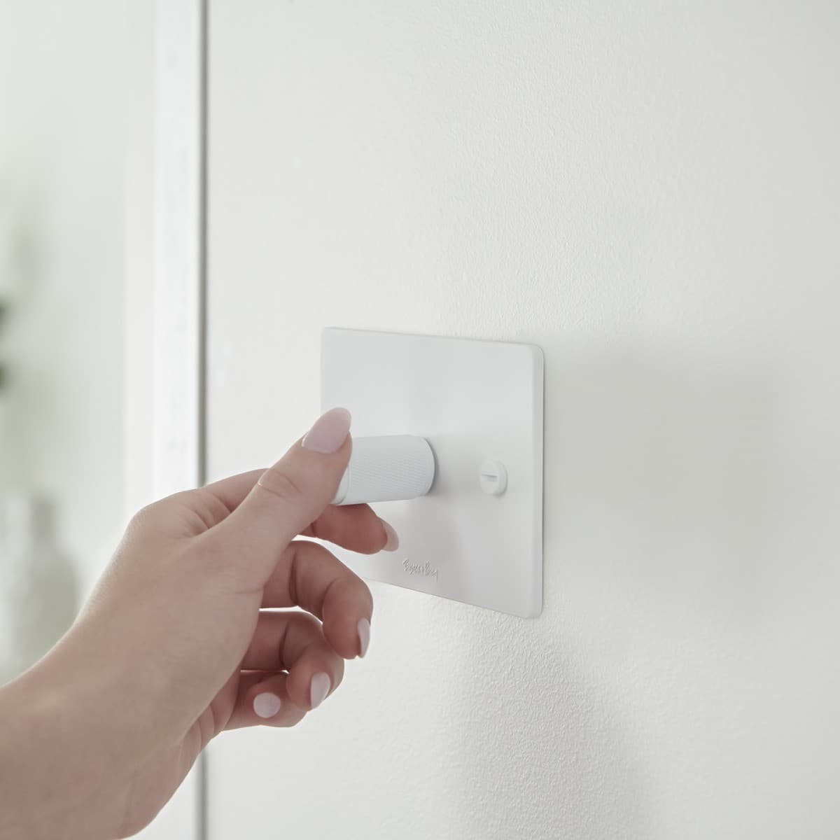Buster + Punch V2 1 Gang Dimmer in White-img-4