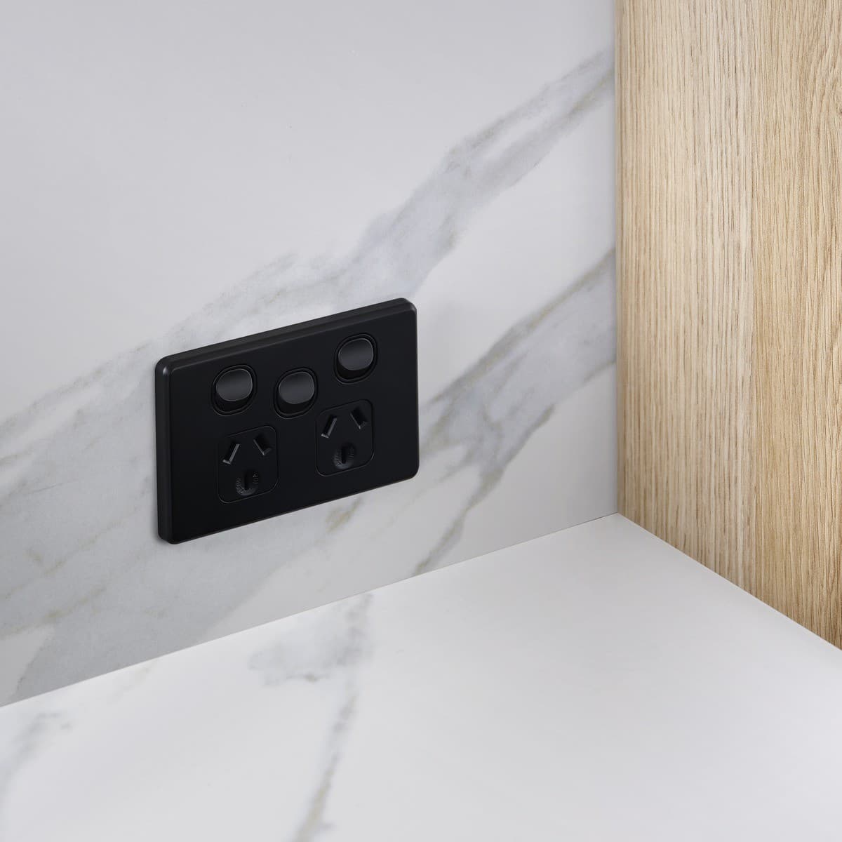 Lucci Power Switch 35A Mechanism Only in Black-img-2