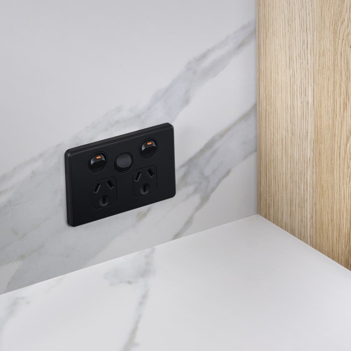 Lucci Power Switch 35A Mechanism Only in Black-img-3