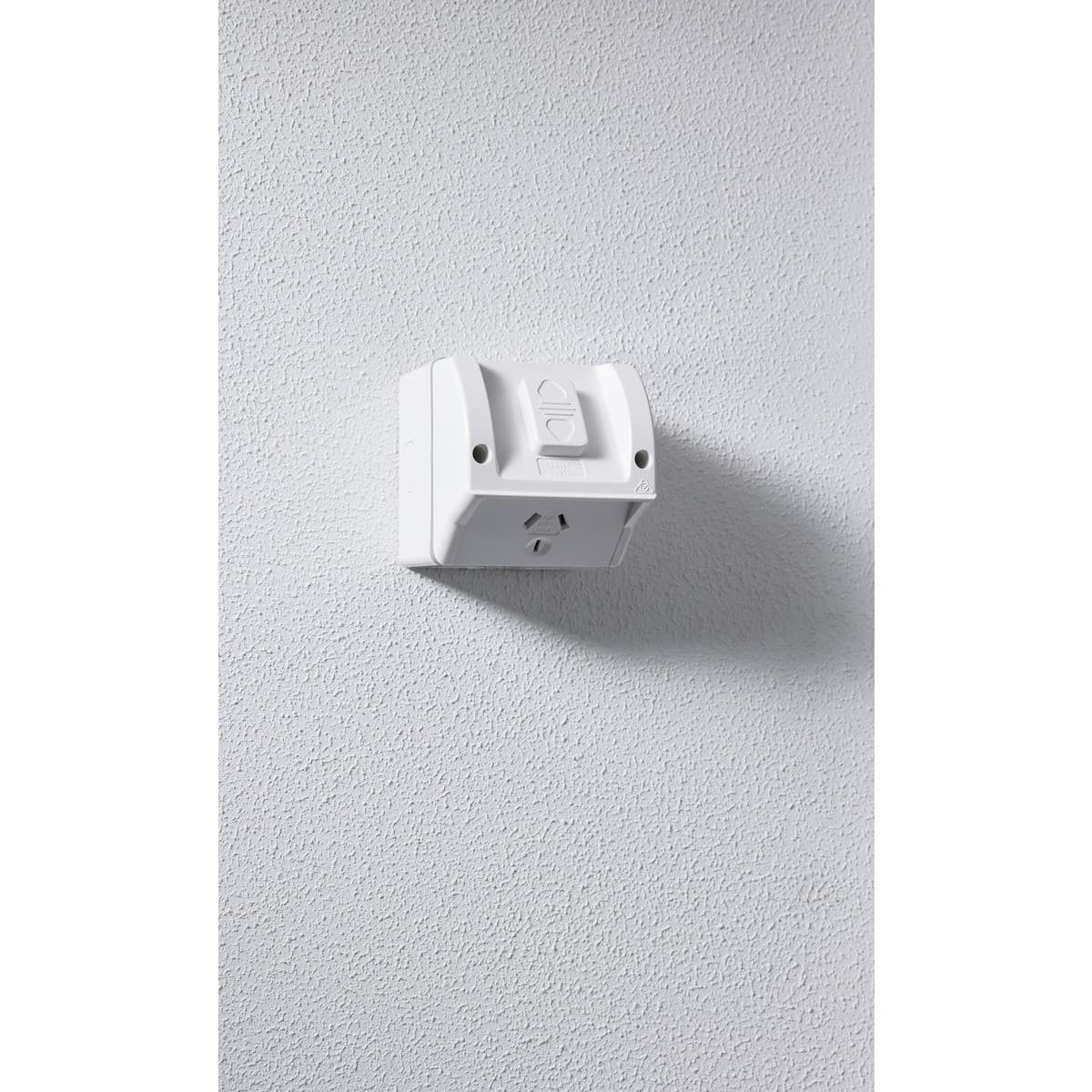 Lucci Power Single IP53 10A Exterior GPO in White-img-2