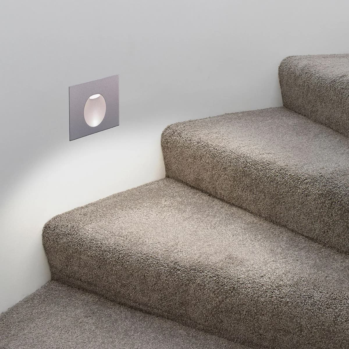 LEDlux Elfa LED Oval Inset Steplight in Silver-img-2