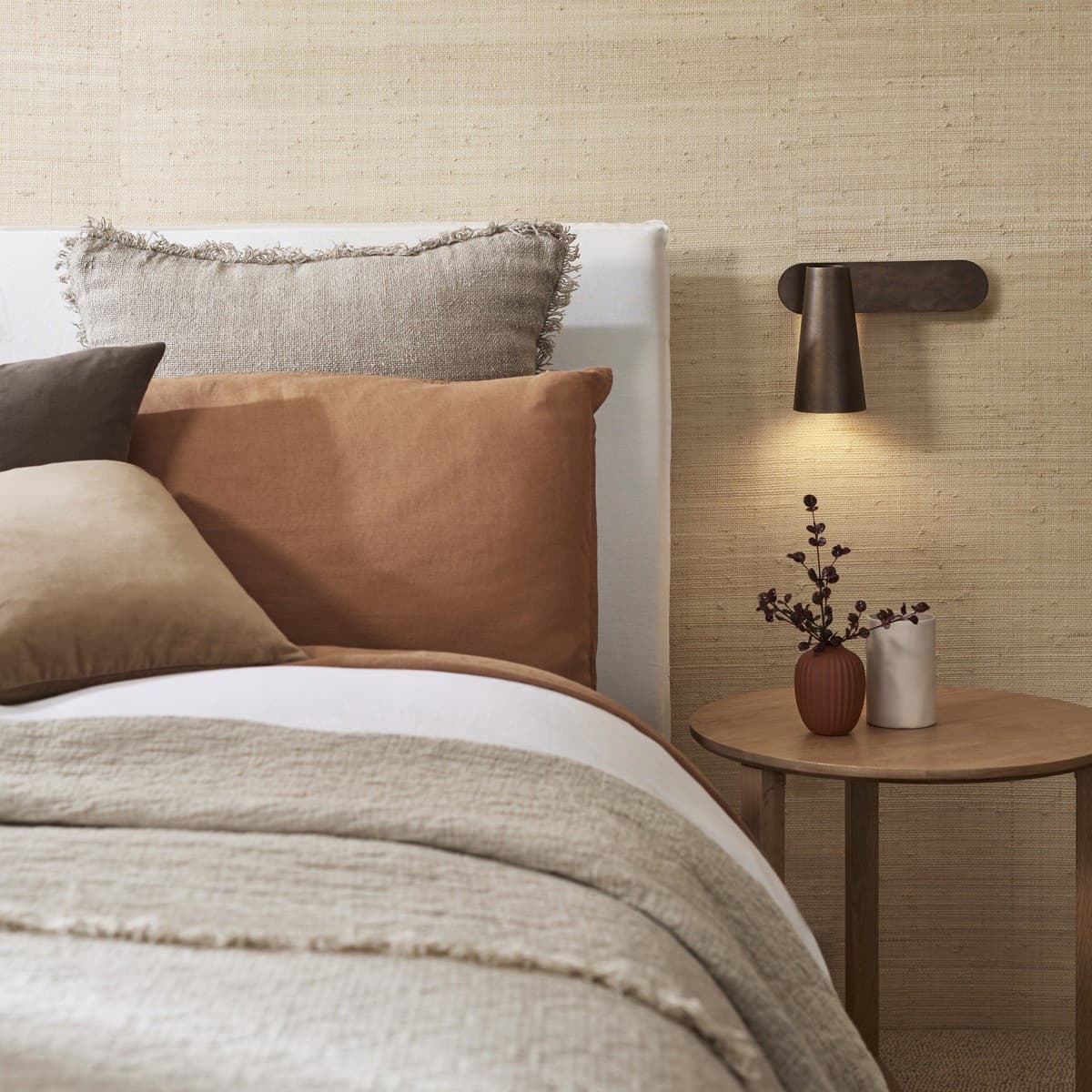 Atlas 1 Light Adjustable Wall Bracket in Bronze-img-5