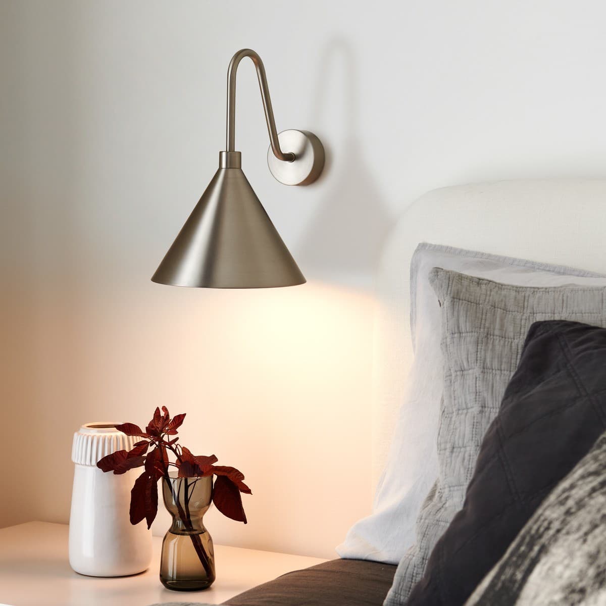 Sienna 1 Light Wall Bracket in Brushed Nickel-img-2