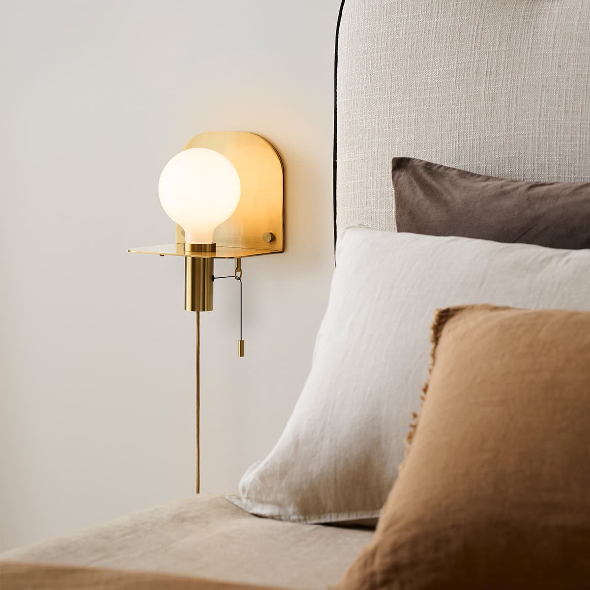 Tiro 1 Light DIY Wall Sconce with Pull Cord in Aged Brass-img-3