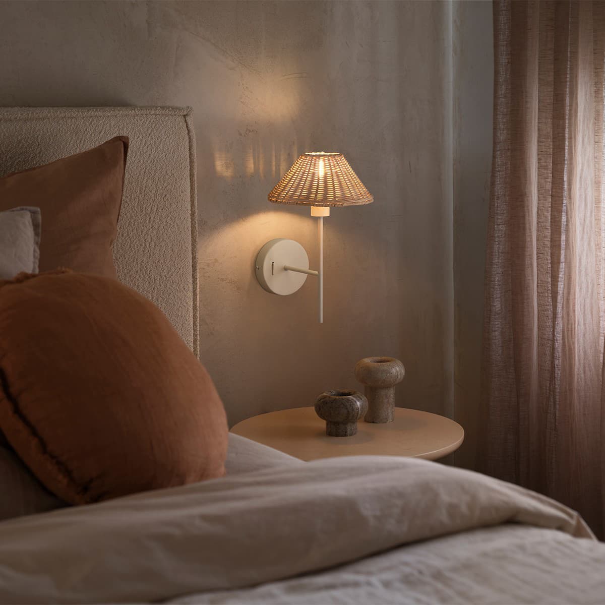 Daria 1 Light Wall Bracket in Chalk-img-6