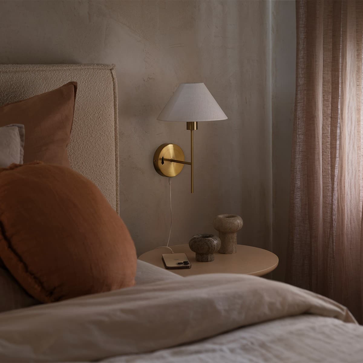 Daria Linen Shade in White-img-9