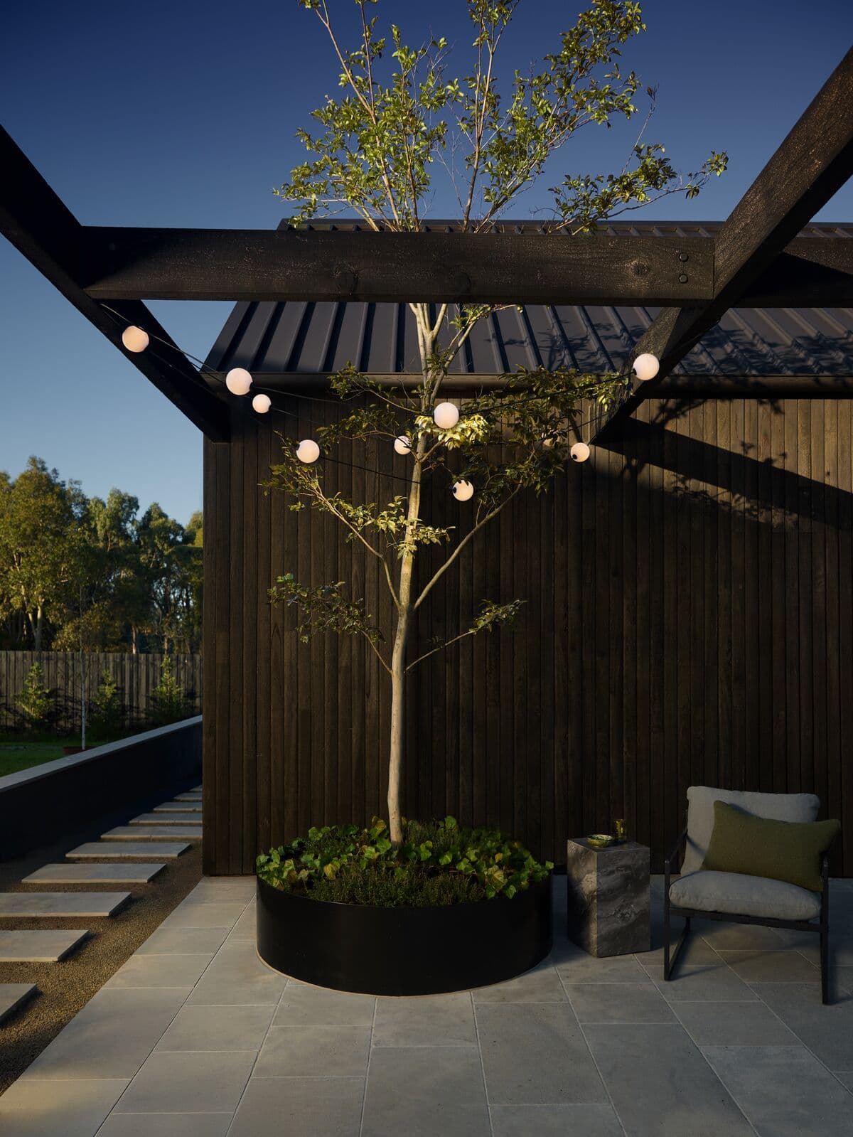 Festoon Dusk 10 Light LED Exterior String Light Kit in Black with Warm White | Beacon Lighting