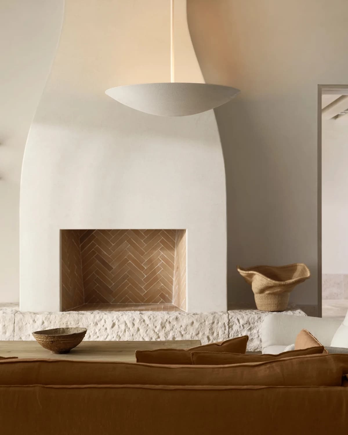 Sierra 5 Light Large Pendant Uplighter in Textured White | Beacon Lighting