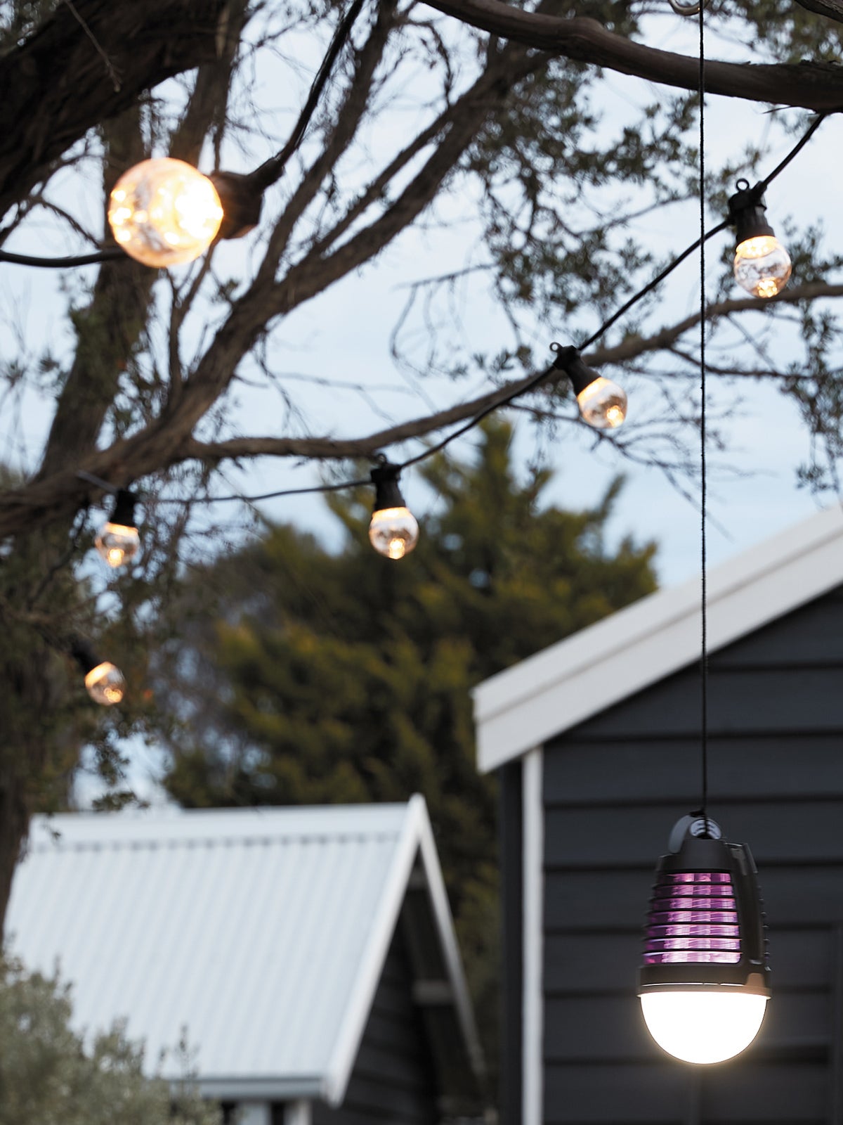 Low voltage outlet porch lights