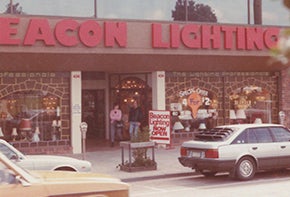 1989 - First Franchise store opens in Frankston